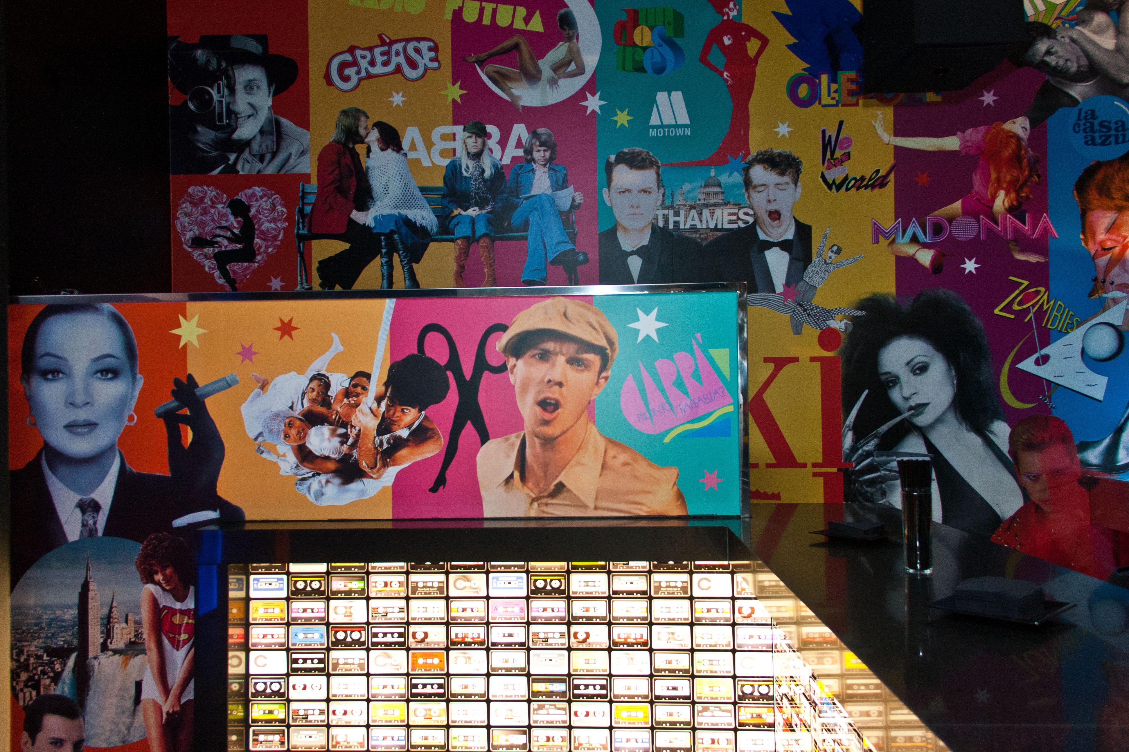 milagro pub gay despedidas coruña pelicano dux