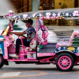 Tuk Tuk Coruña. Conociendo la ciudad de forma diferente.
